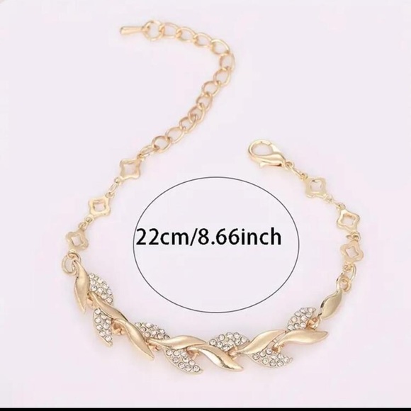 En Leaf Bracelet, European And American Fashion Bridal Jewelry Women Rhinestone - Picture 2 of 5